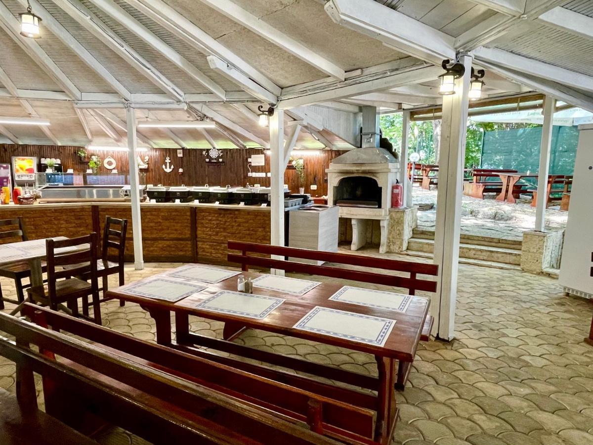 Bsa Holiday Park Hotel ゴールデンサンド エクステリア 写真